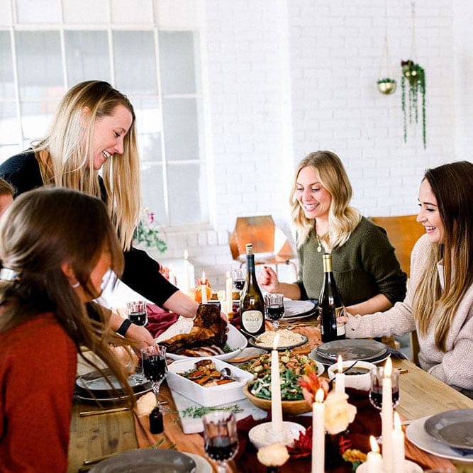 Easy Friendsgiving Ideas for a Fun & Festive Gathering